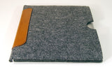 iPad / iPad AIR grey felt case sleeve with premium LEATHER PATCH